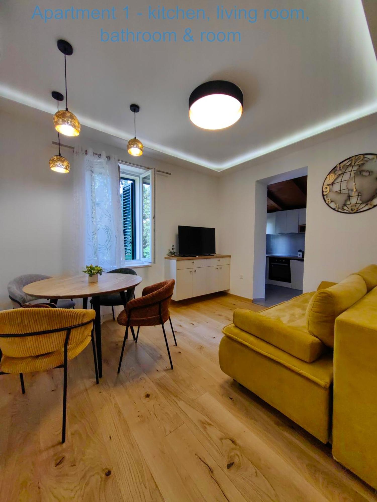 Relax And Enjoy Apartments Split Extérieur photo